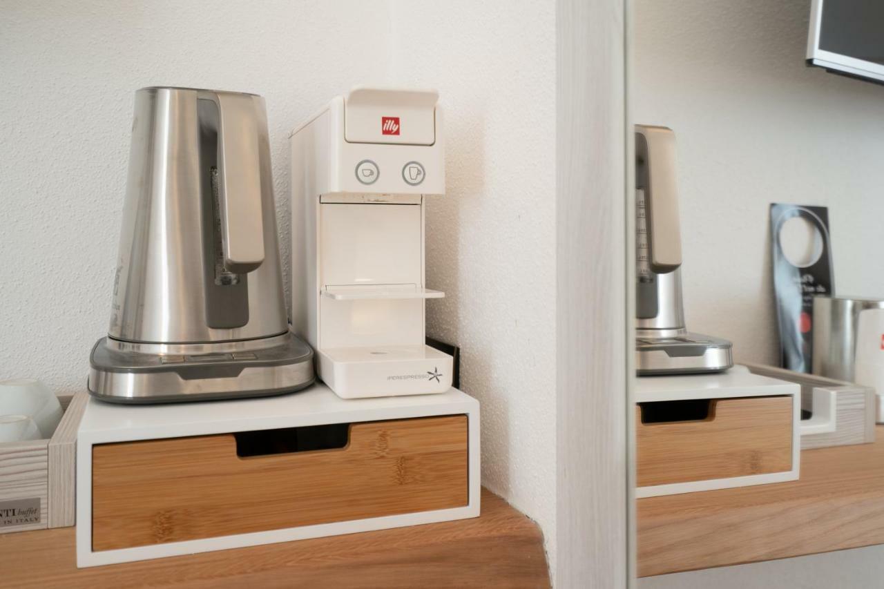 Corso Umberto Rooms Όλμπια Εξωτερικό φωτογραφία