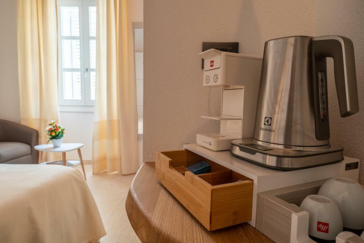 Corso Umberto Rooms Όλμπια Εξωτερικό φωτογραφία